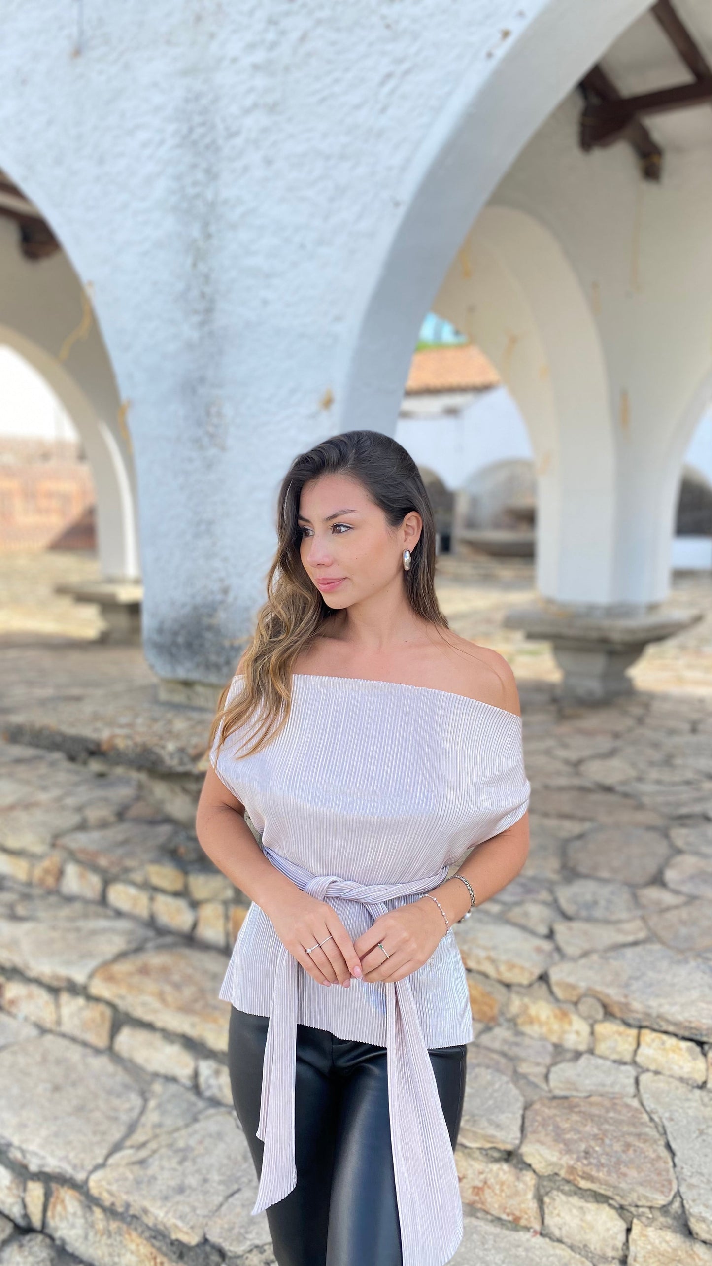 Top Scarlett Plata