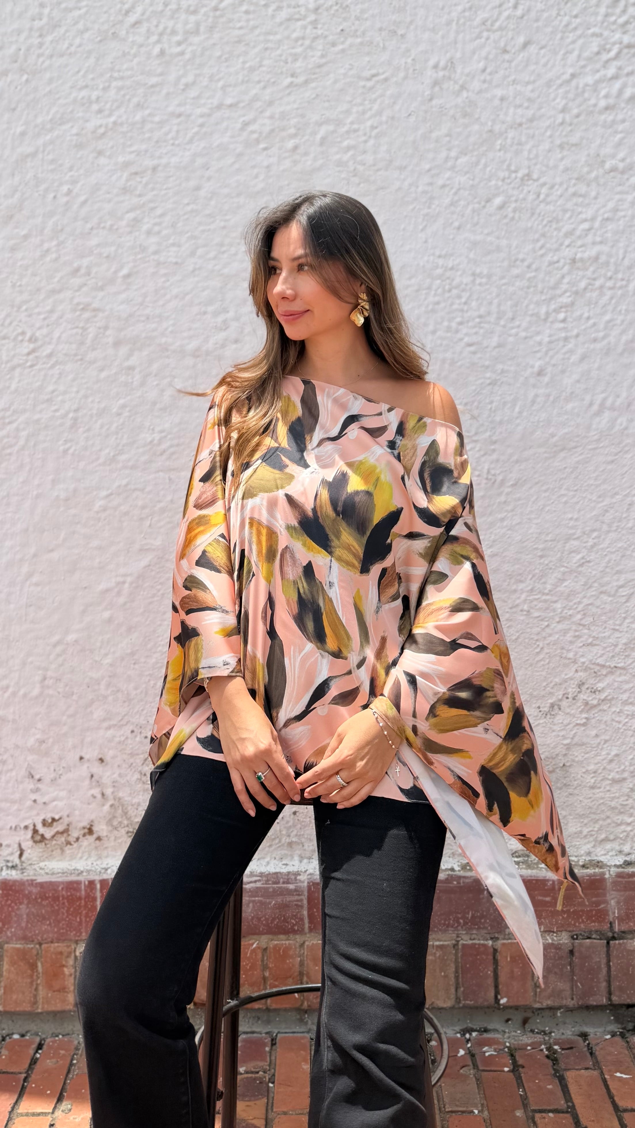 Evora Cape